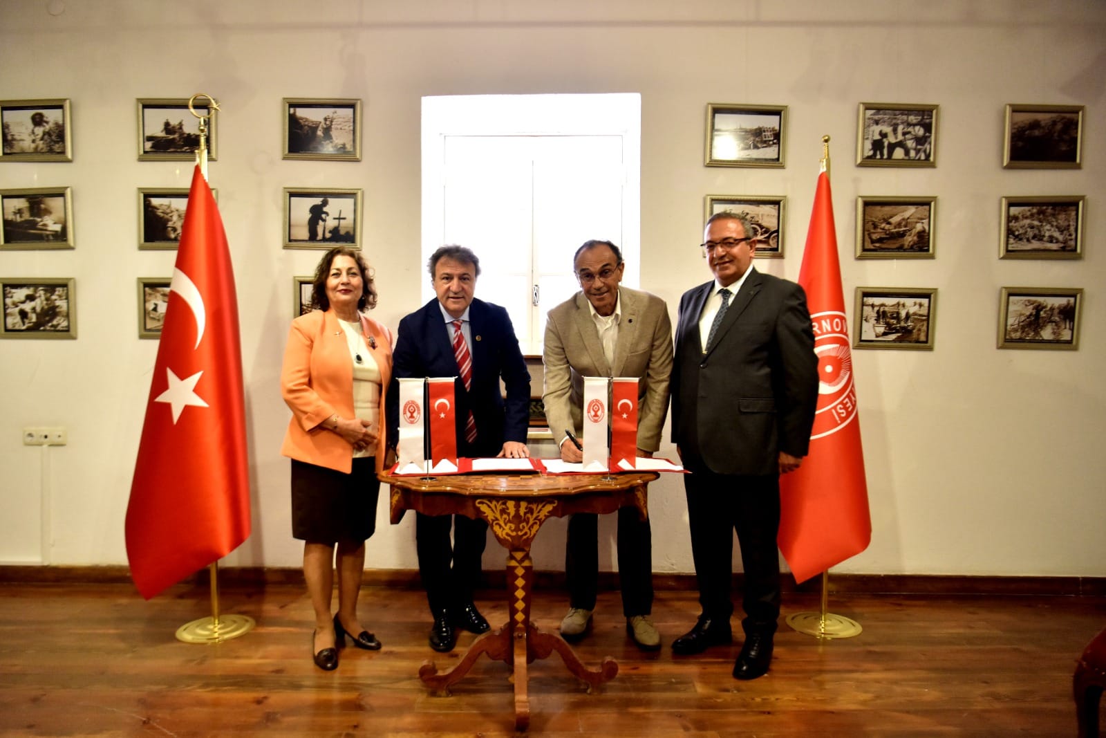 Bornova Belediyesi Sivil Toplum Kuruluşları Yerleşkemizde artık EBSO Vakfi’na da ev sahipligi yapacağız.