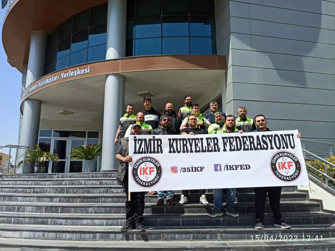 Bornova Belediyesi Sivil Toplum Kuruluşları (STK) Yerleşkesi üyelerimizden İzmir Kuryeler Federasyonu genel kurul toplantısını STK Yerleşkemizde gerçekleştirmişlerdir. Göreve seçilen başkan ve yönetim kurulu üyelerini tebrik eder, başarilar dileriz.