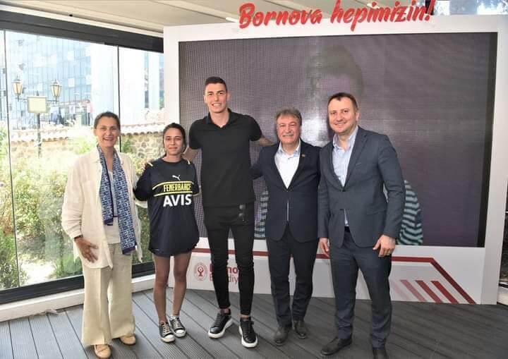 Bornova Belediyesi olarak Çağdaş Yaşamı Destekleme Derneği (ÇYDD) ile Ortak Hizmet Projesi protokolü imzaladık.