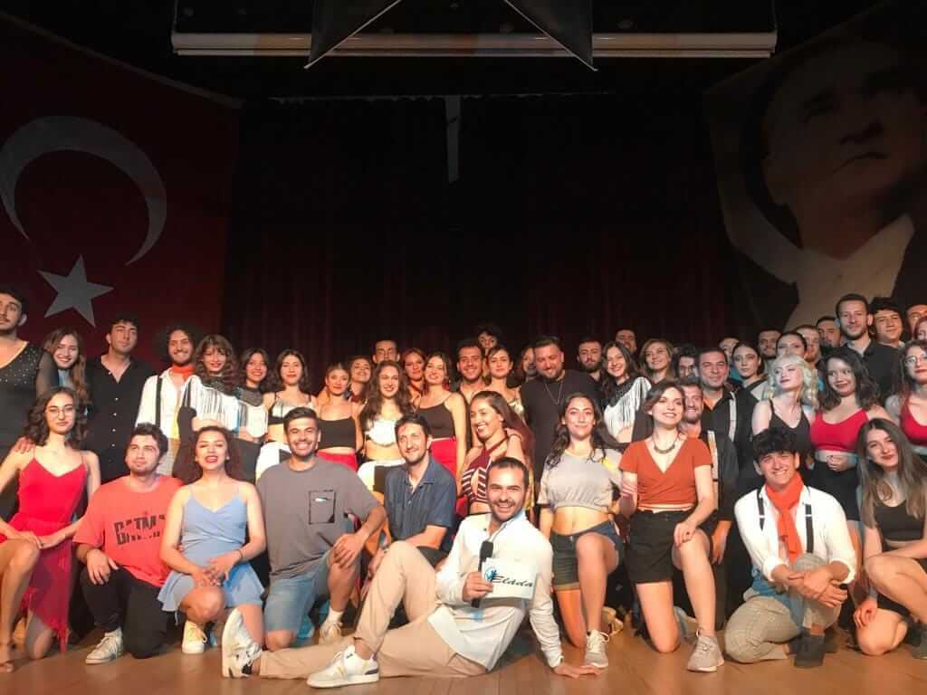 Bornova Belediyesi ve Ege Latin Dansları Gençlik ve Spor Kulübü Derneği (ELADA) işbirliği ile bu yıl 8. si düzenlenen “Latin Dansları STK Yerleşkemizde gerçekleşti.