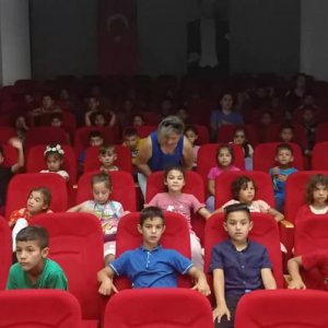 Zeki Püskülcu İlkokulu öğrencilerine yönelik animasyon film gösterimi STK Yerleşkemizde gerçekleştirildi.