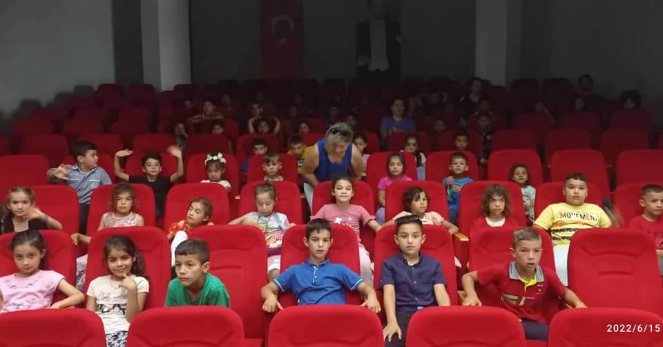 Zeki Püskülcu İlkokulu öğrencilerine yönelik animasyon film gösterimi STK Yerleşkemizde gerçekleştirildi.