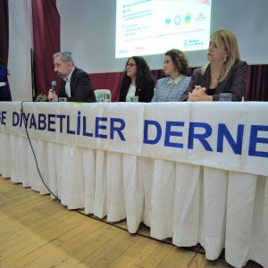 Bornova Belediyesi Altındağ Atatürk Kültür Merkezi Sivil Toplum Kuruluşları Yerleşkesi üyesi Olan Ege Diyabetliler Derneğinin 9 Aralık 2023 Cumartesi günü düzenlediği “Diyabet Forumu”etkinliği gerçekleşti.